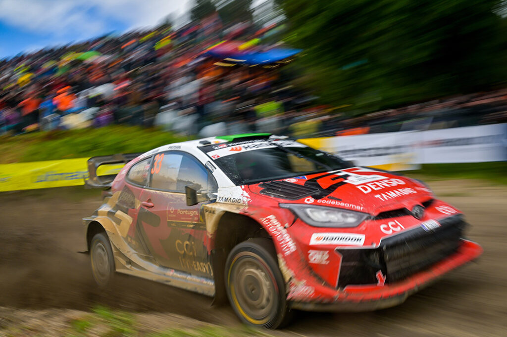 Elfyn Evans y Scott Martin con el Toyota GR Yaris Rally1 en el Rally de Portugal 2026. Foto: Toyota Gazoo Racing.